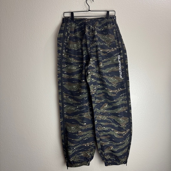 Supreme Full Zip Baggy Warm Up Pant Tiger Camo Size Large - Picture 1 of 12